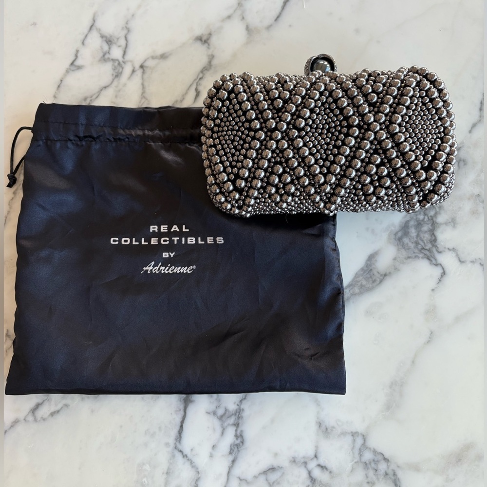 NEW stunning metallic pearl beading ‘piece of art’ Adrienne clutch w/chain